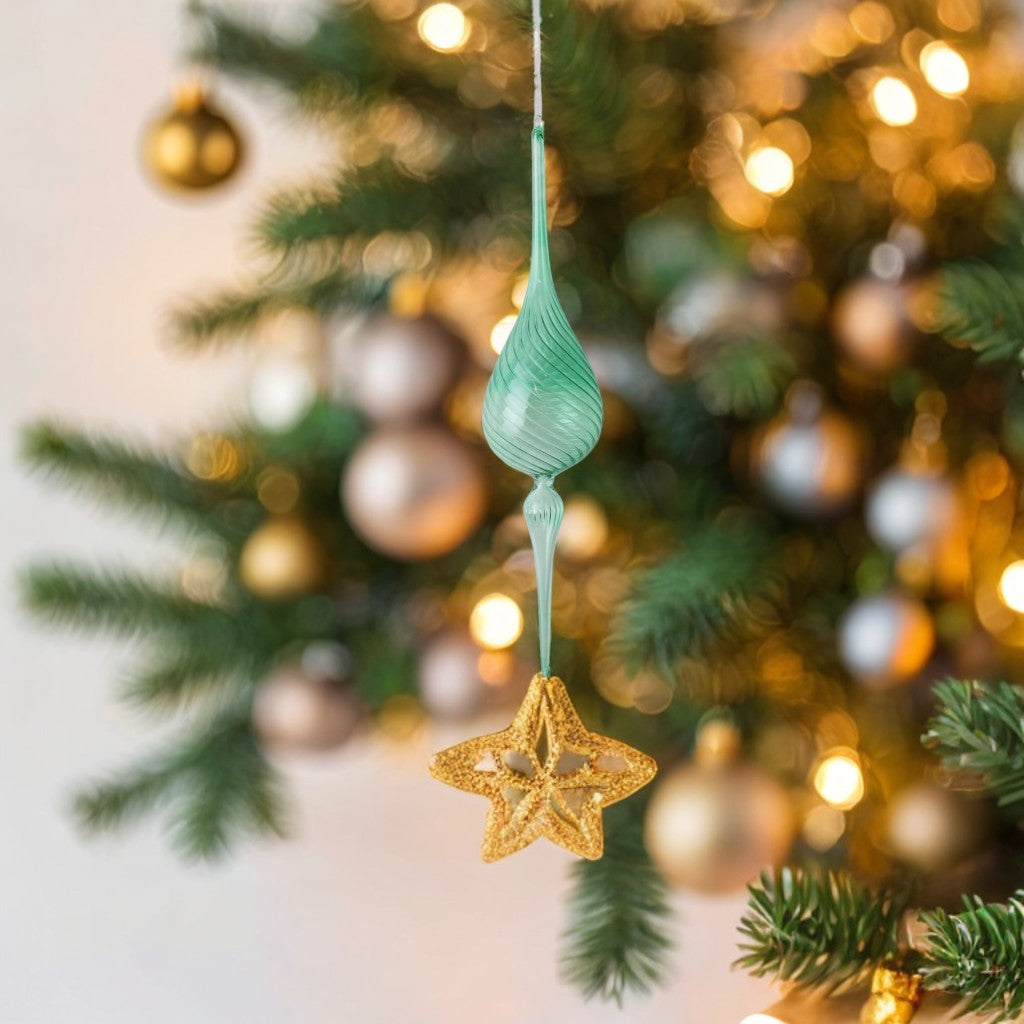 Unique Holiday Tree Decoration
