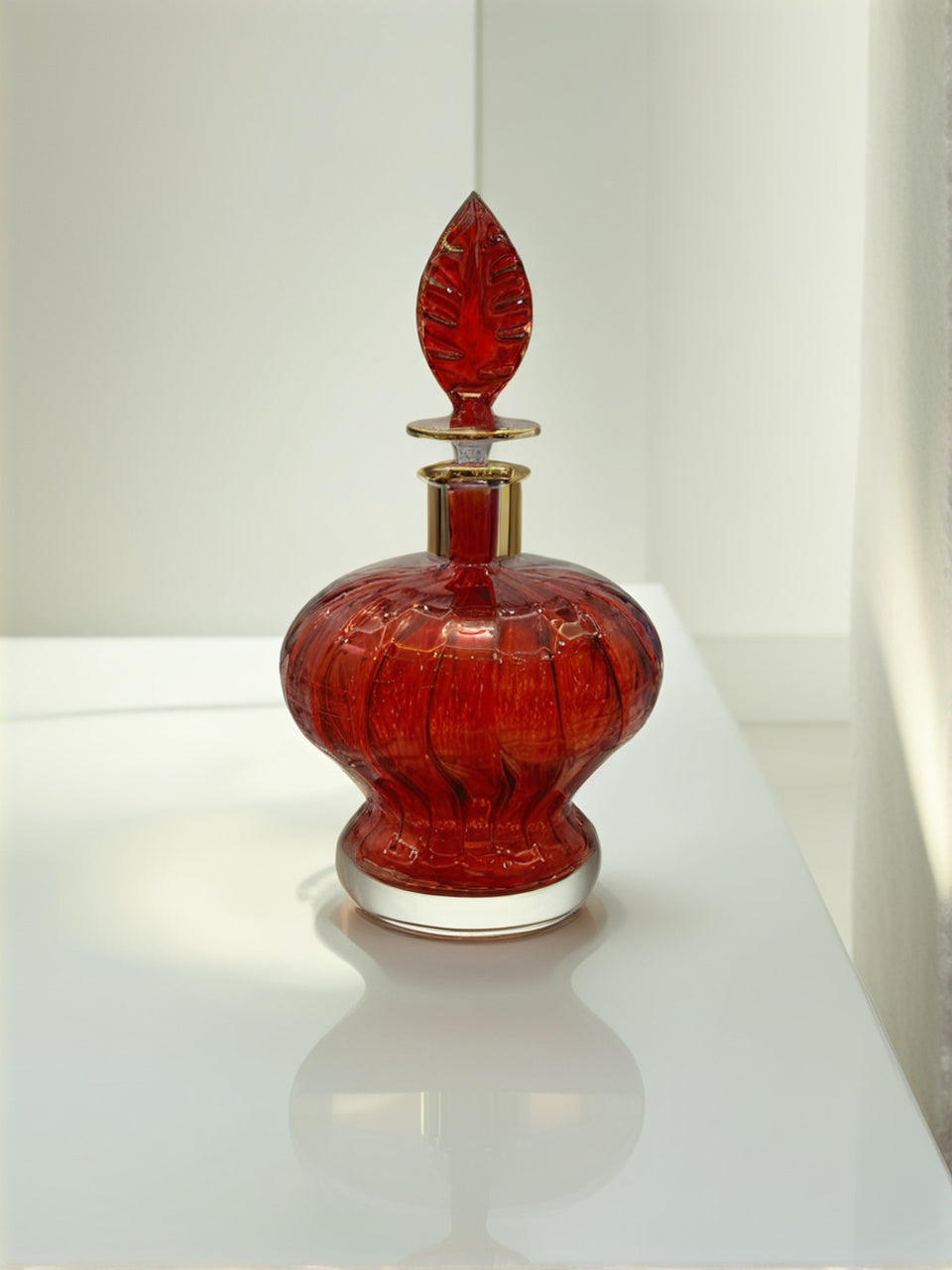 Vintage-Style Fragrance Container
